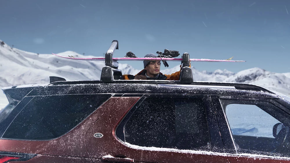 Tempest y Gemini, el Land Rover Discovery se hace aún más especial con estas dos ediciones 1 Motor16 DISCOVERY ACCSESSORY PACK SNOW DAYS 140525 01 Motor16