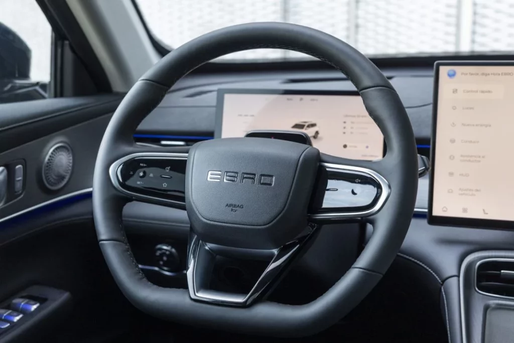 Conducimos el EBRO s800 PHEV: una grata sorpresa 35 Motor16 EBRO S800 PHEV 30 Motor16