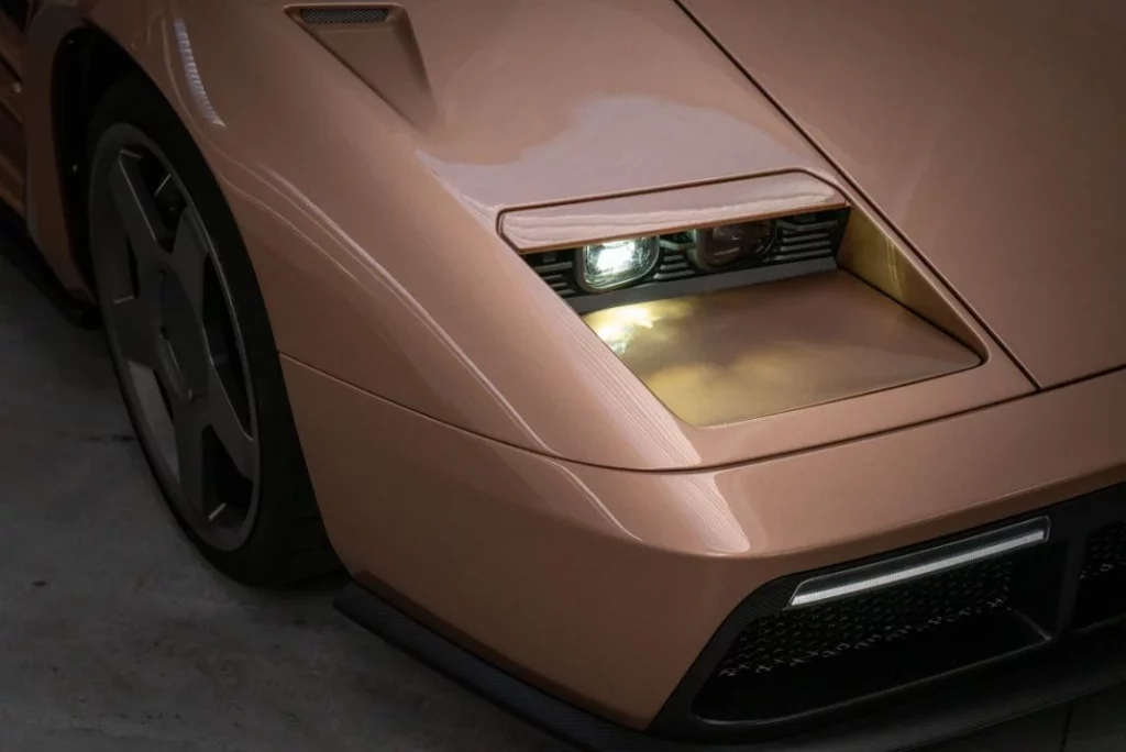 Eccentrica 'resucita' el Lamborghini Diablo 46 Motor16 ECCENTRICA V12 ROSE PHOENIX 40 Motor16