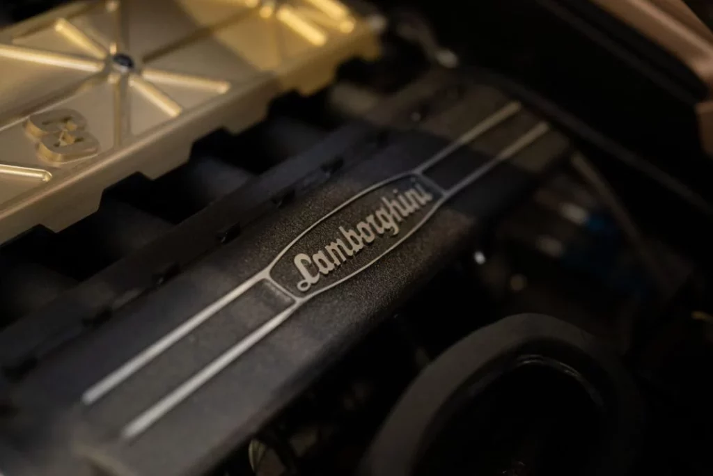 Eccentrica 'resucita' el Lamborghini Diablo 47 Motor16 ECCENTRICA V12 ROSE PHOENIX 41 Motor16
