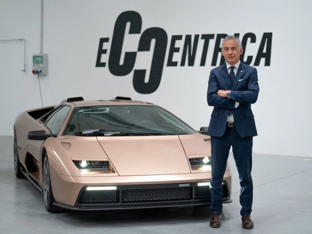 Eccentrica 'resucita' el Lamborghini Diablo 51 Motor16 ECCENTRICA V12 ROSE PHOENIX 45 Motor16