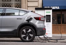 Coche eléctrico: crecen los cargadores, pero 1 de cada 5 no funciona