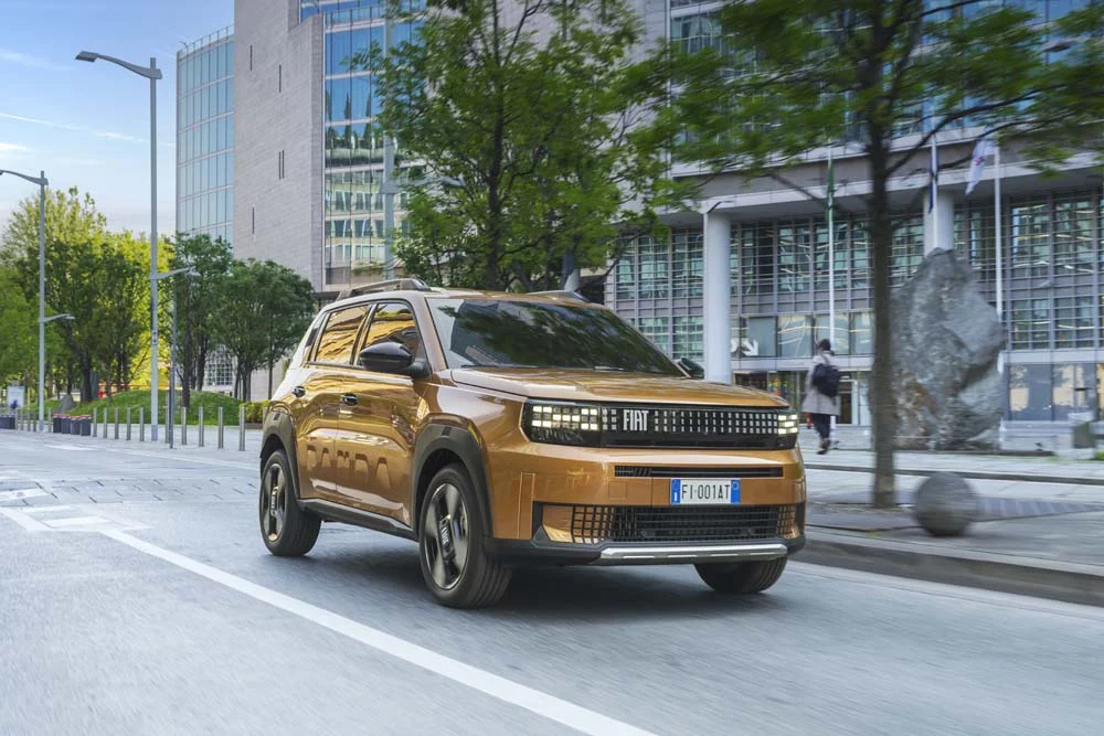 FIAT Grande Panda 4x4: el icono se reinventa 2 Motor16 Fiat Grande Panda Hybrid 15 Motor16