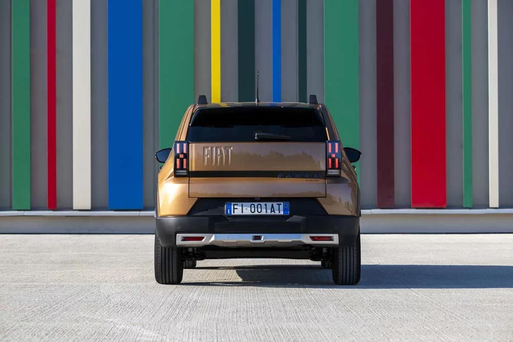 Precio de 'guerra' para el nuevo FIAT Grande Panda Hybrid 3 Motor16 FIAT Grande Panda Hybrid