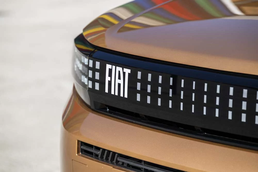 Precio de 'guerra' para el nuevo FIAT Grande Panda Hybrid 35 Motor16 Fiat Grande Panda Hybrid 32 Motor16