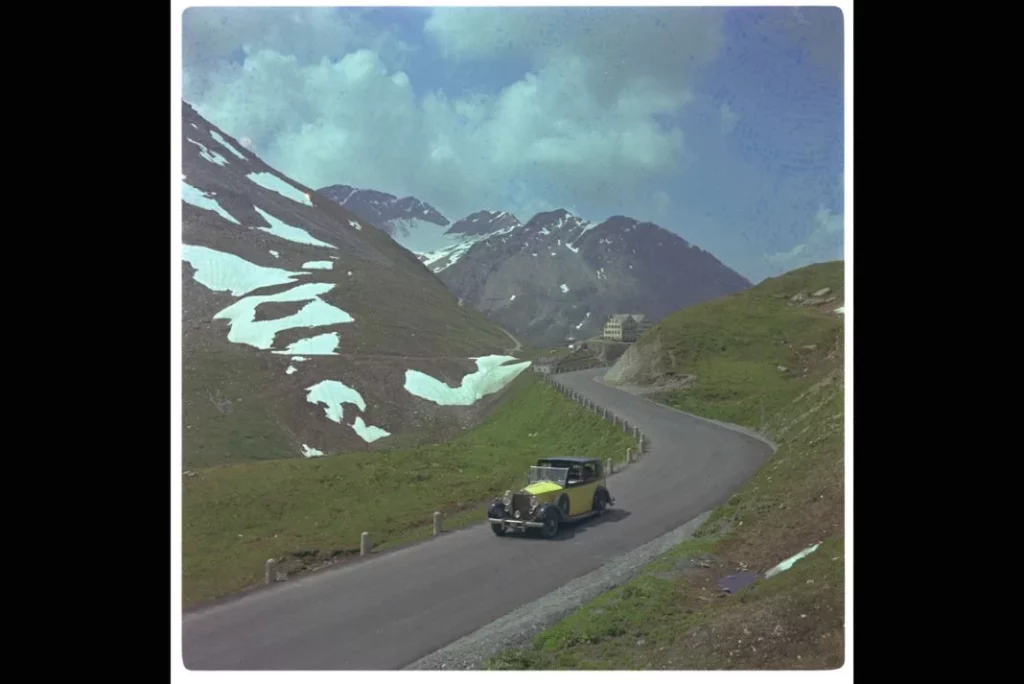 GOLDFINGER ┬® 1964 Danjaq LLC and Metro Goldwyn Mayer Studios Inc. All Rights Reserved 2 Motor16