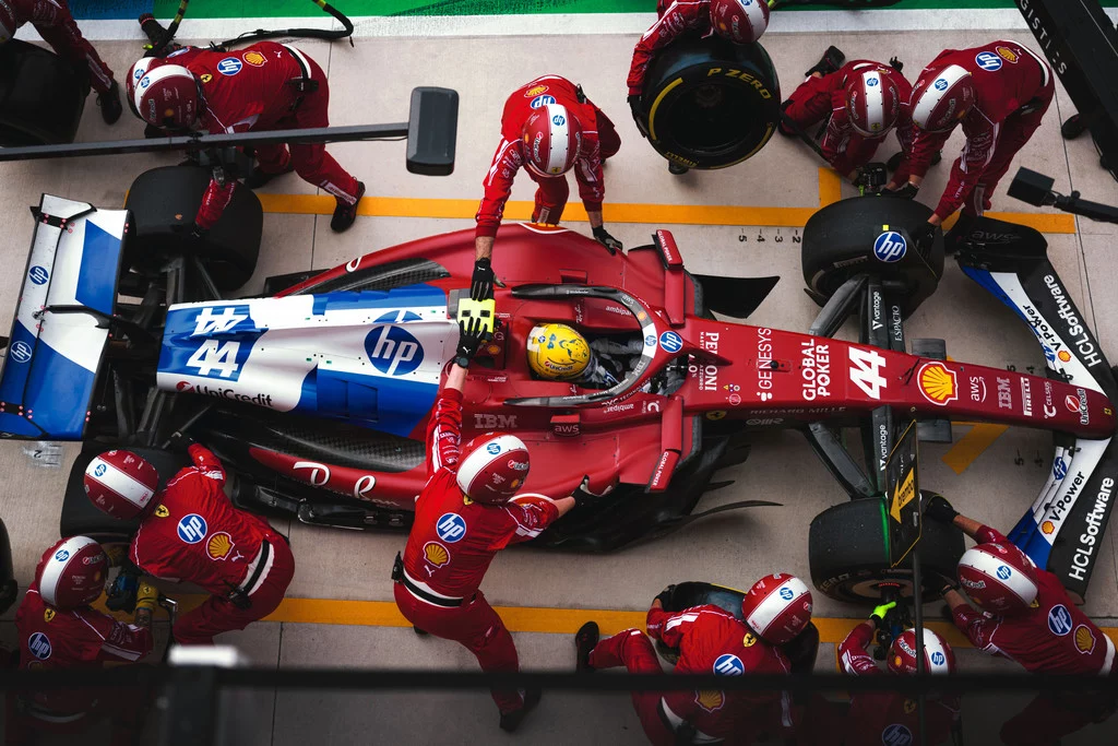 La escudería Ferrari estrena app con funciones basadas en IA 4 Motor16 GP MIAMI 2025 FERRARI Motor16