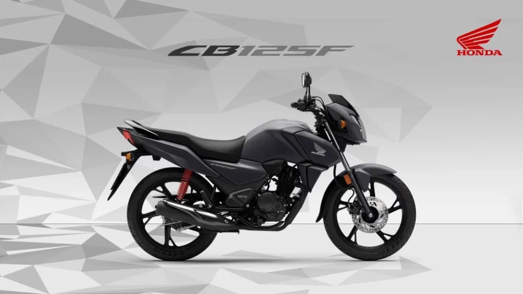 Honda CB125F 4 Motor16