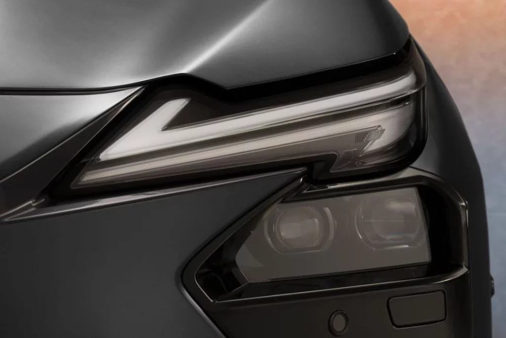Lexus ES, un sedán de lujo -también eléctrico- para conquistar Europa 8 Motor16 LEXUS ES 2025 1 Motor16