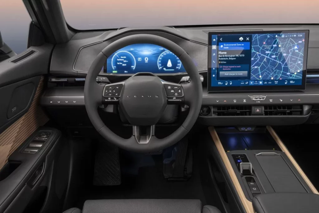 Lexus ES, un sedán de lujo -también eléctrico- para conquistar Europa 18 Motor16 LEXUS ES 2025 11 Motor16