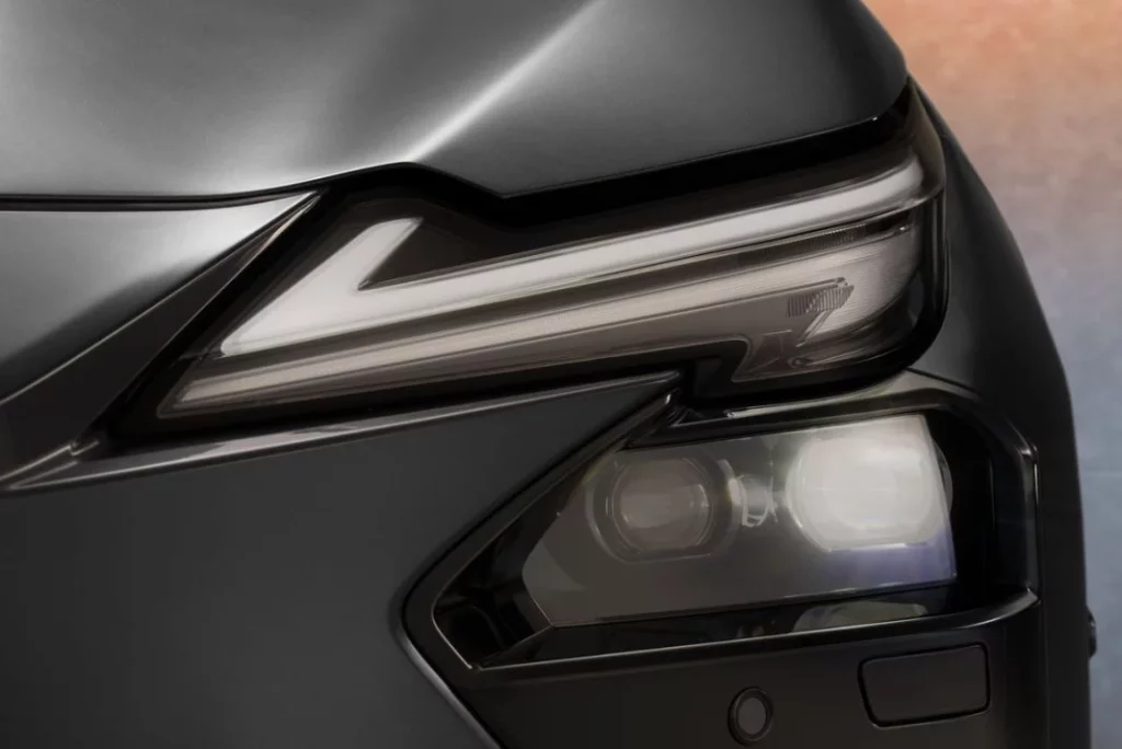 Lexus ES, un sedán de lujo -también eléctrico- para conquistar Europa 9 Motor16 LEXUS ES 2025 2 Motor16