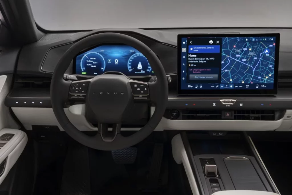 Lexus ES, un sedán de lujo -también eléctrico- para conquistar Europa 46 Motor16 LEXUS ES 2025 39 Motor16