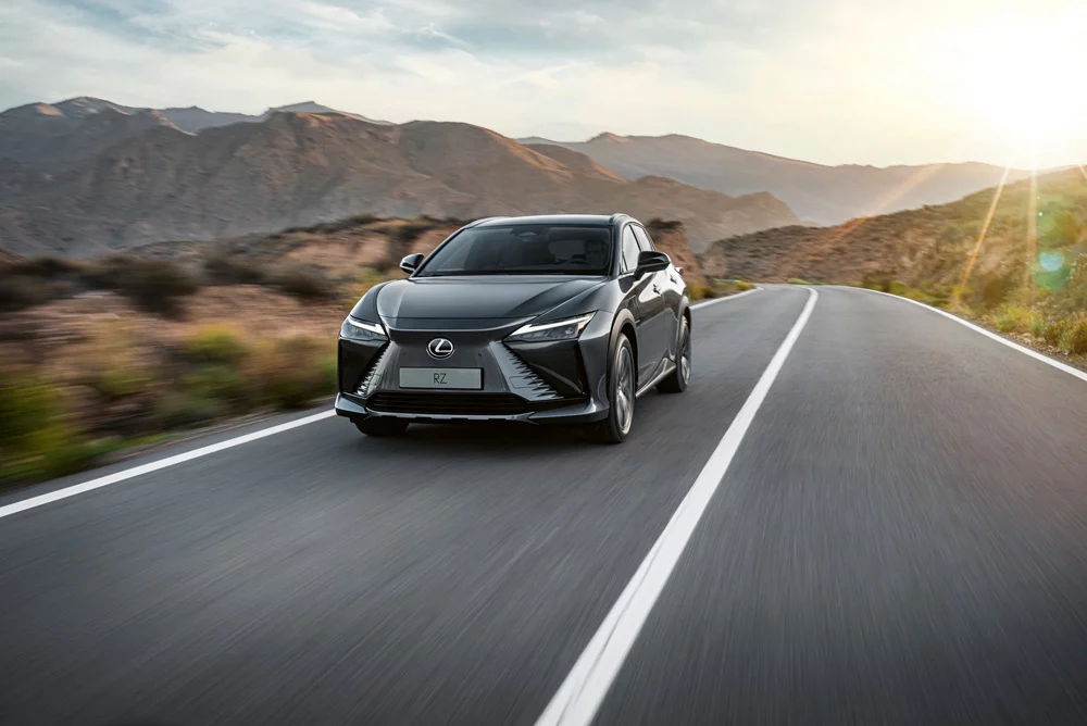 El Lexus RZ 300e incorpora a su gama el acabado más premium 12 Motor16 Lexus RZ 2025 9 Motor16
