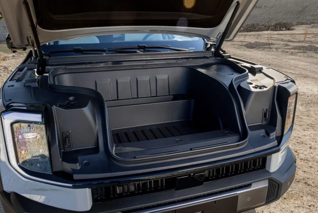Maxus eTERRON 9, el rompedor pick up eléctrico ya está a la venta 7 Motor16 MAXUS E TERRON 9 4 Motor16
