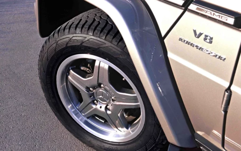 45 años de Mercedes Clase G: En 2004 nacía un dragster todoterreno para uso diario 6 Motor16 Clase G 55 AMG Kompressor