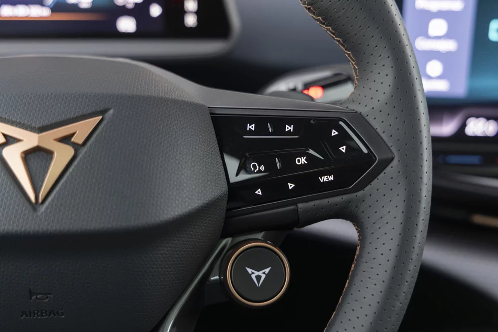 Cupra Tavascan Endurance. Probamos un SUV eléctrico realmente equilibrado 25 Motor16 Motor16 Cupra Tavascan 7 Motor16