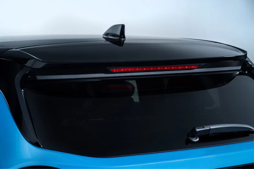 Nissan Micra electrico 2026 R5 51 Motor16