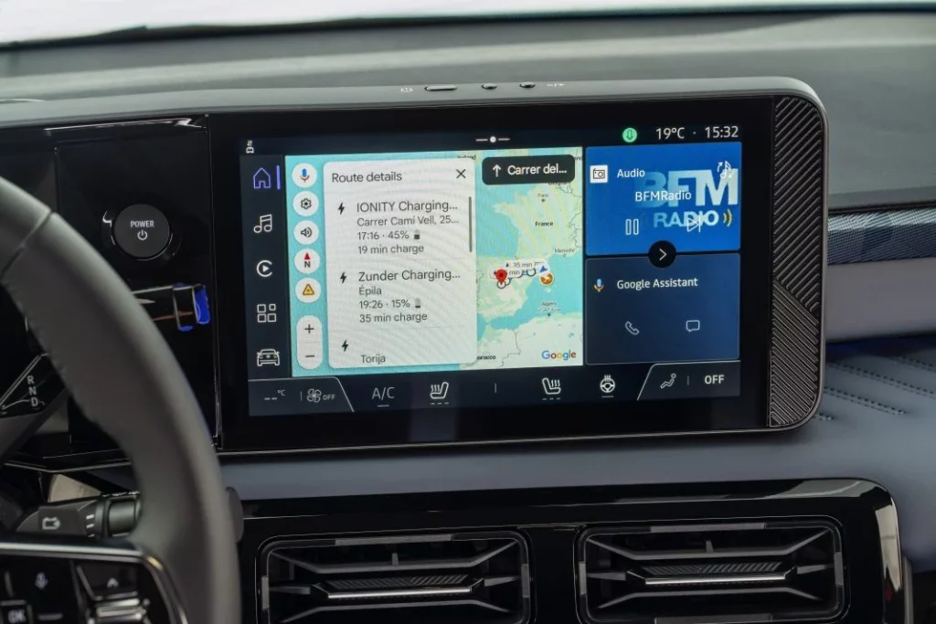 Nissan Micra electrico 2026 R5 64 Motor16