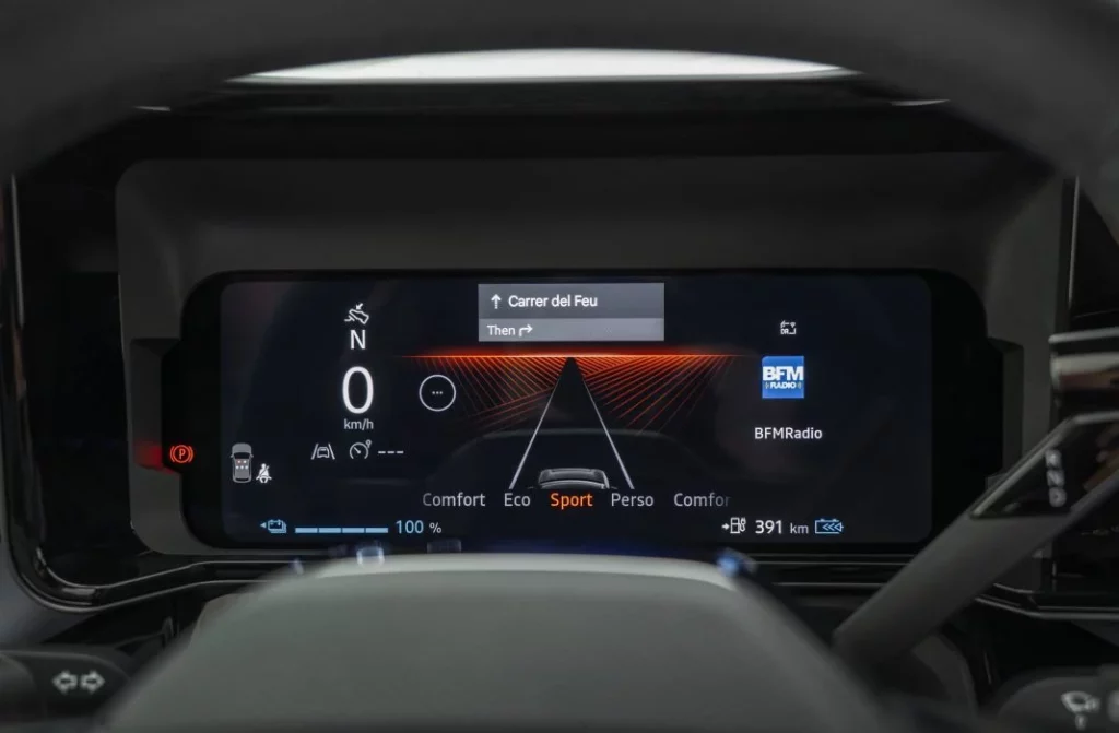 Nissan Micra electrico 2026 R5 73 Motor16