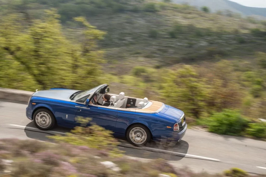 PHANTOM VII DROPHEAD COUPE╠u Motor16