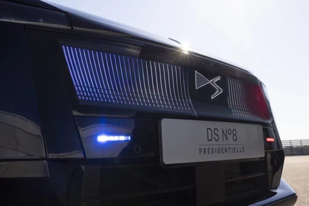 DS N°8 Presidencial: un eléctrico de lujo para el Elíseo 6 Motor16 PRESIDENTIAL DS N°8 00063 Motor16