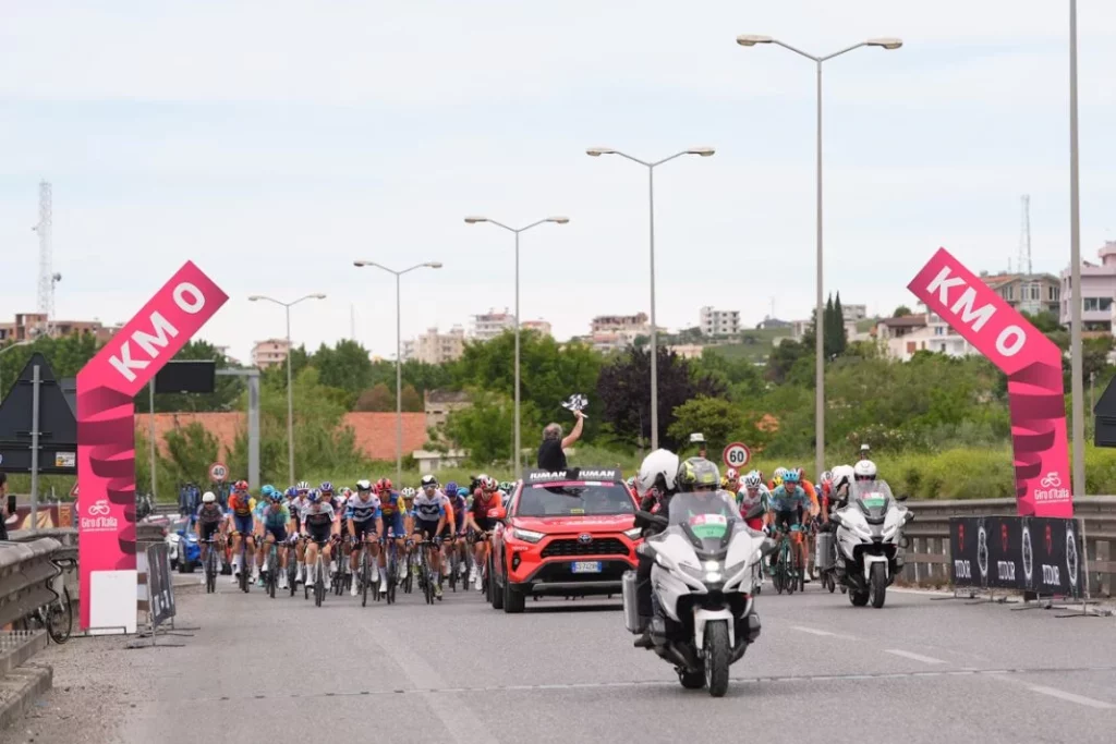 Toyota electrifica el Giro de Italia 6 Motor16 TOYOTA GIRO DE ITALIA3 Motor16