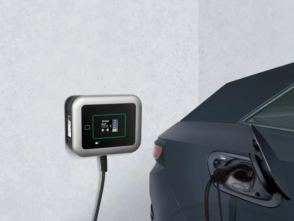 Ni Wallbox, ni Tesla… LIDL tiene el cargador doméstico definitivo para tu coche eléctrico o híbrido enchufable: y tiene un precio de risa 1 Motor16 cargador eléctrico lidl