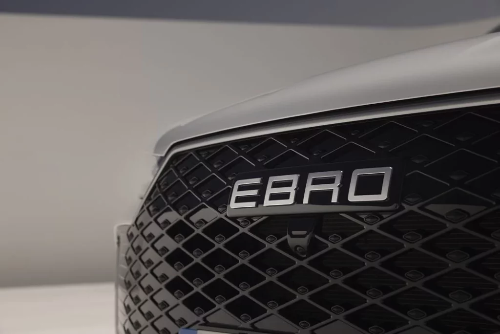 Nuevo Ebro s400: El tercer modelo de la marca española es un SUV compacto híbrido 38 Motor16 ebro s400 nuevo suv barcelona 22 Motor16