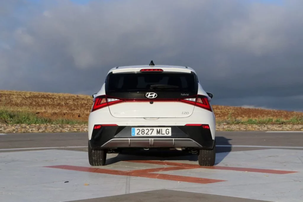 Prueba del Hyundai i20 Tecno Híbrido: La electrificación racional 2 Motor16 Prueba del Hyundai i20 Híbrido