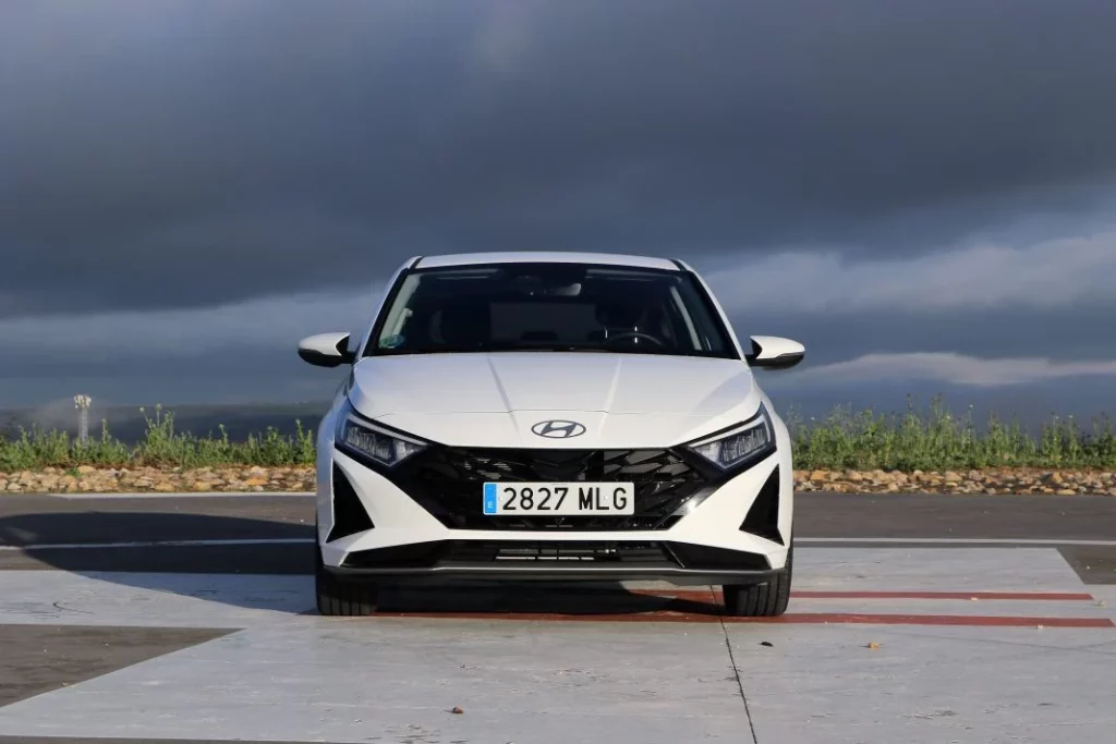 Prueba del Hyundai i20 Tecno Híbrido: La electrificación racional 1 Motor16 Prueba del Hyundai i20 Híbrido