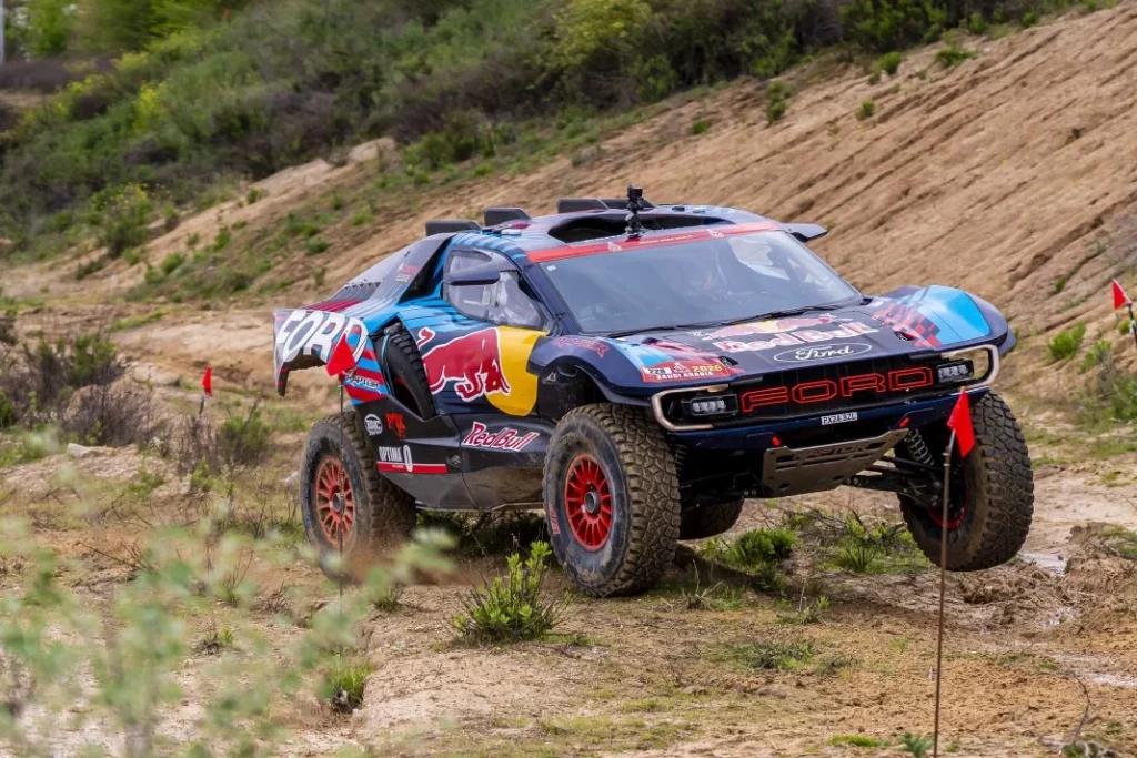 madring carlos sainz ford raptor t1 4 Motor16