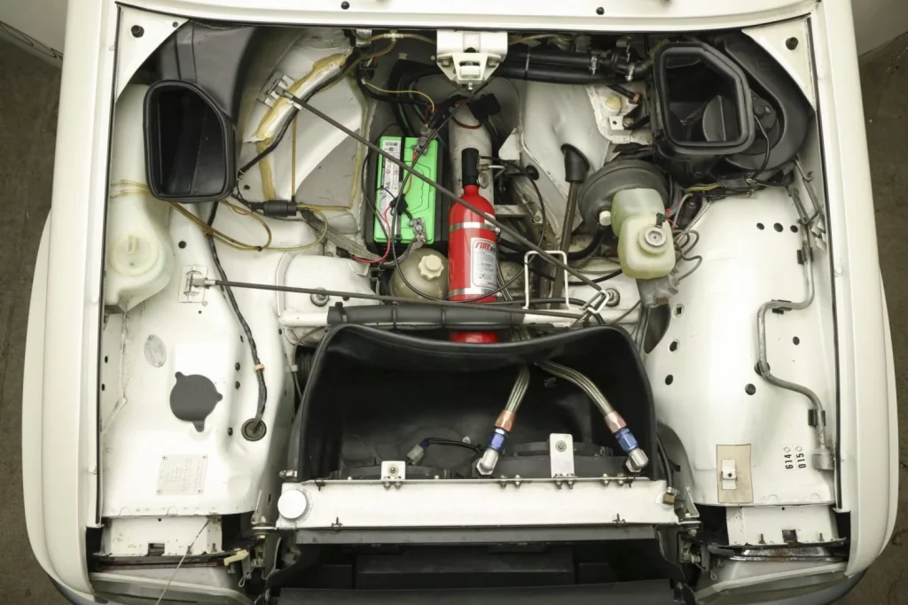 ¿Qué pasa si cruzas un Renault 5 Turbo con un Mazda RX-7? 96 Motor16 renault 5 turbo 2 1985 motor mazda 137 Motor16