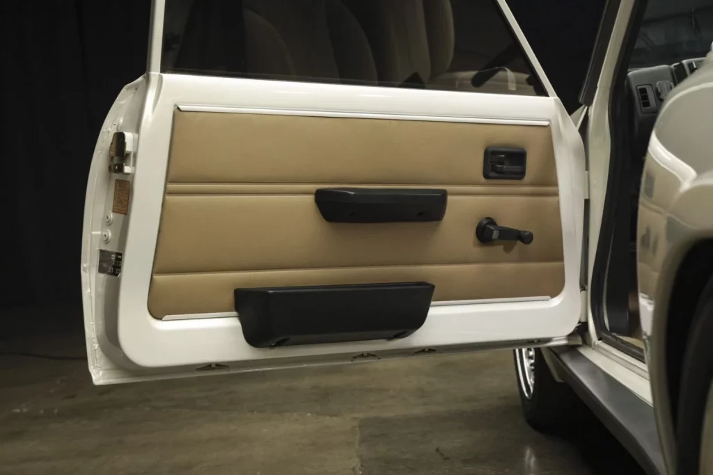 ¿Qué pasa si cruzas un Renault 5 Turbo con un Mazda RX-7? 55 Motor16 renault 5 turbo 2 1985 motor mazda 187 Motor16