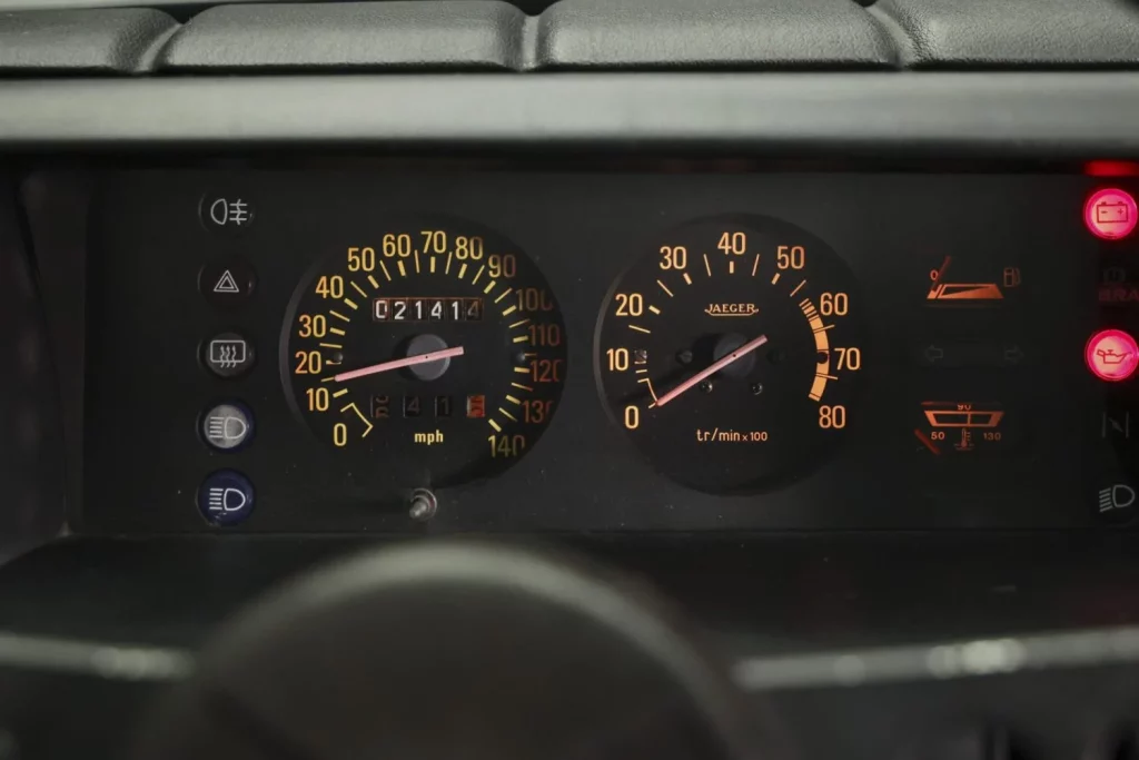¿Qué pasa si cruzas un Renault 5 Turbo con un Mazda RX-7? 51 Motor16 renault 5 turbo 2 1985 motor mazda 193 Motor16
