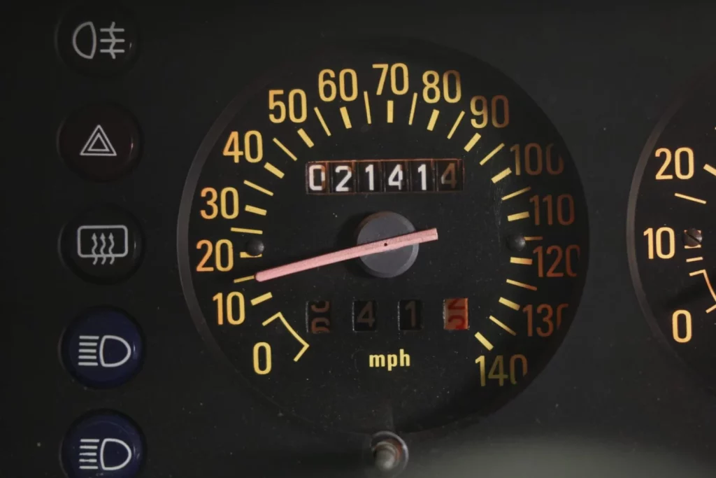 ¿Qué pasa si cruzas un Renault 5 Turbo con un Mazda RX-7? 50 Motor16 renault 5 turbo 2 1985 motor mazda 194 Motor16