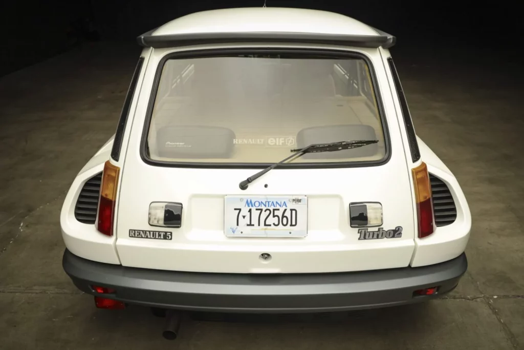 ¿Qué pasa si cruzas un Renault 5 Turbo con un Mazda RX-7? 9 Motor16 ¿Qué pasa si cruzas un Renault 5 Turbo con un Mazda RX-7?