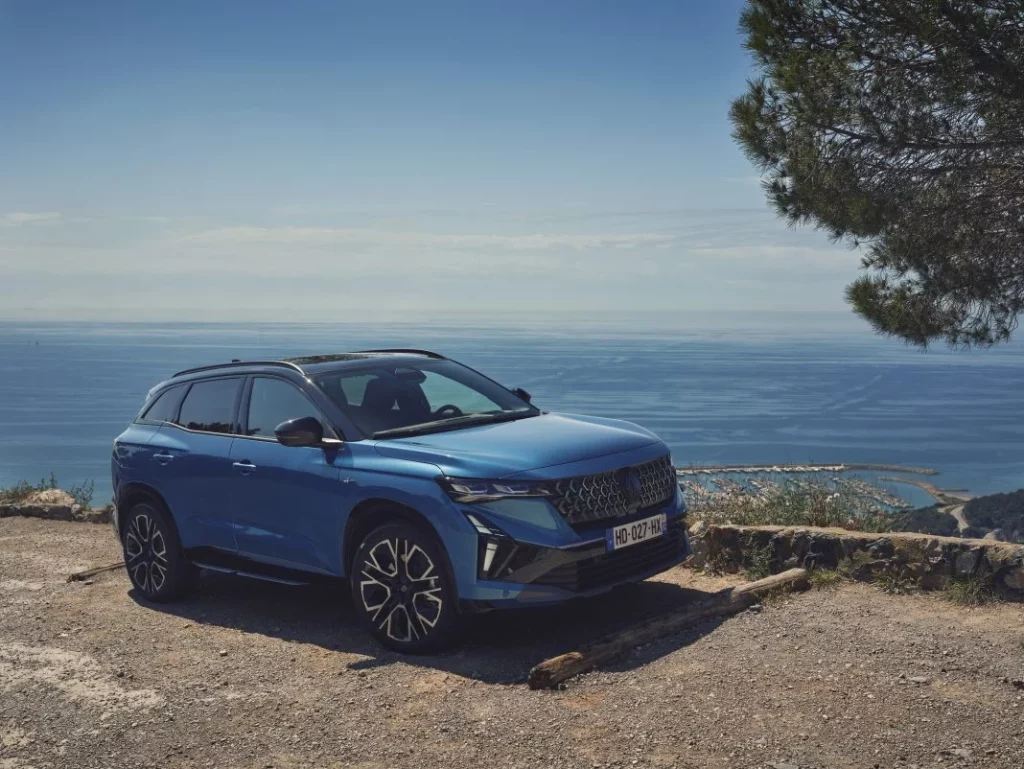 Primera prueba del “nuevo” Renault Austral: Sigue siendo un “cochazo” 53 Motor16 Primera prueba del “nuevo” Renault Austral: Sigue siendo un “cochazo”