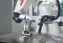 El robot impresora de pintura va a hacer que tu próximo coche sea único
