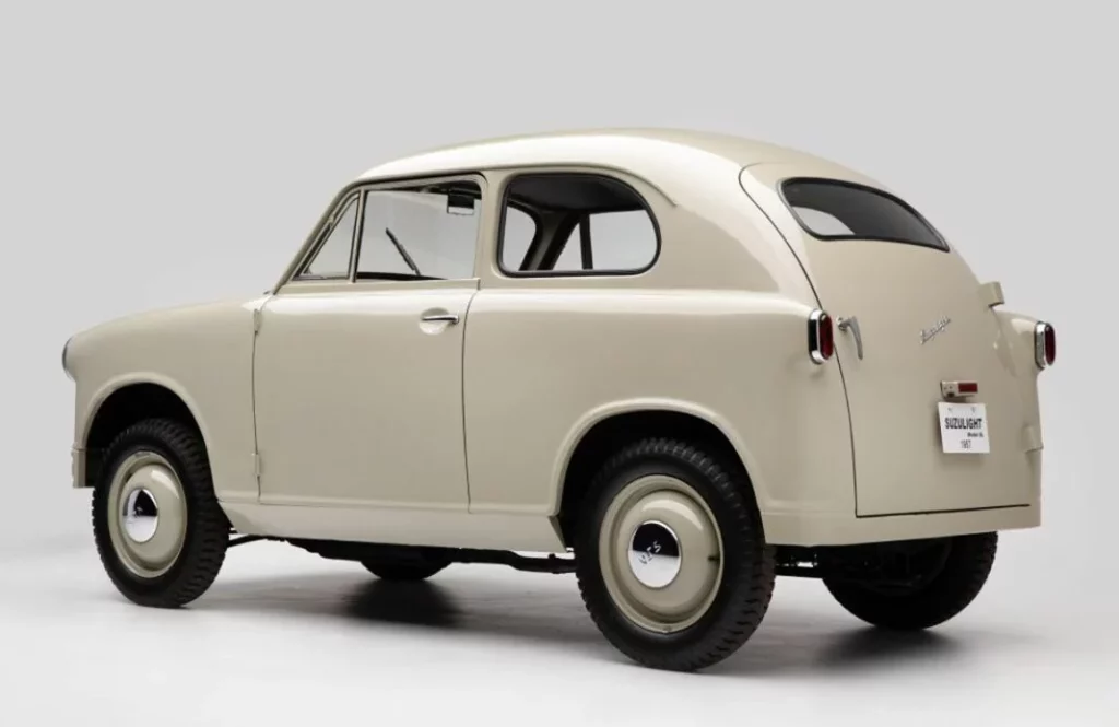 La historia detrás del primer coche de Suzuki, hace 70 años 6 Motor16 suzulight light van 5 011d00000f3809e3 Motor16