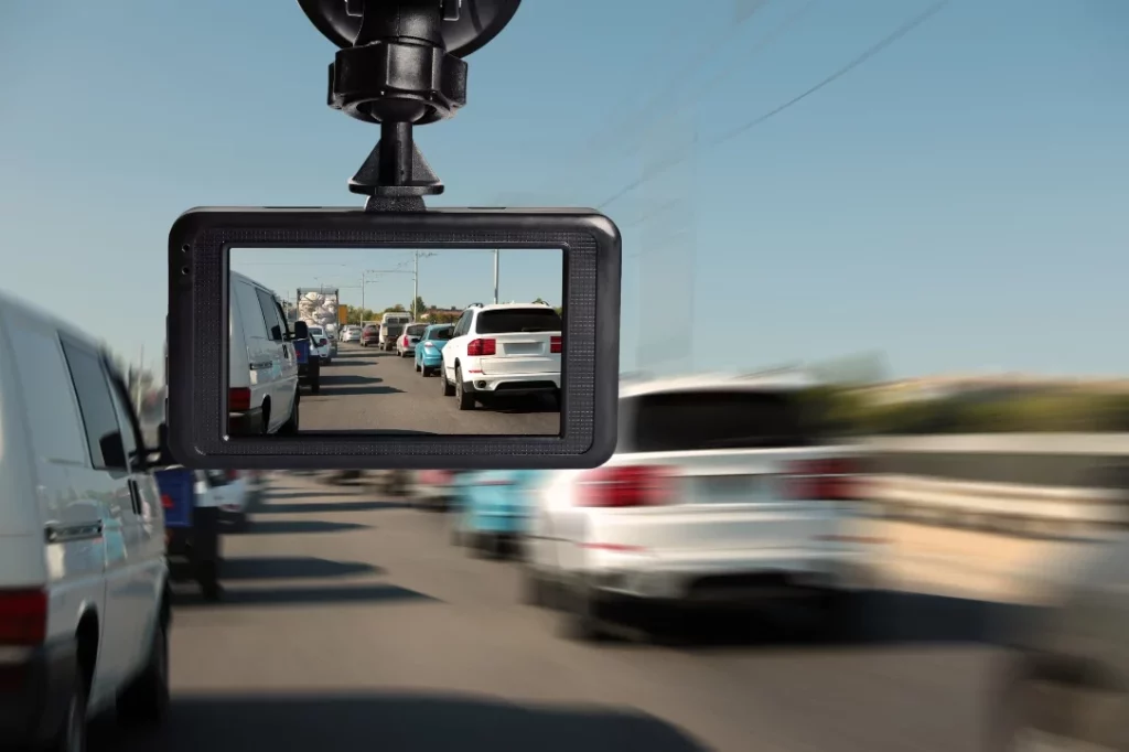 Los 10 mejores dashcams para coche del mercado en 2025 12 Motor16 ¿Para que sirve una dash cam en terminos de seguridad y legalidad Motor16