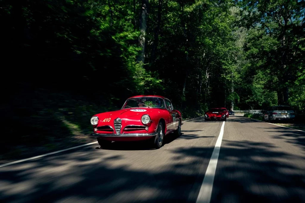 Alfa Romeo arrasa en la mítica 1000 Miglia 2025 8 Motor16 06 10137 2025 06 18 PM Publicis AR Mille Miglia 2025 PM25007 3000px Motor16