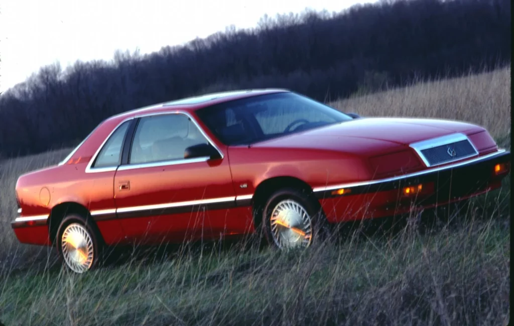Chrysler cumple 100 años: así lo celebra 24 Motor16 1991 Chrysler Lebaron coupe 3q frnt rt Motor16