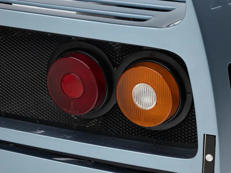 Este Blue Chip F40 deja claro que no todos los F40 brillan en Rosso Corsa 27 Motor16 1992 Ferrari F40 Blue Chip RM Sothebys 19 Motor16