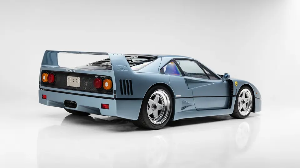 Este Blue Chip F40 deja claro que no todos los F40 brillan en Rosso Corsa 10 Motor16 1992 Ferrari F40 Blue Chip RM Sothebys 2 Motor16