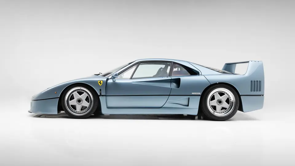 Este Blue Chip F40 deja claro que no todos los F40 brillan en Rosso Corsa 8 Motor16 1992 Ferrari F40 Blue Chip RM Sothebys 48 Motor16