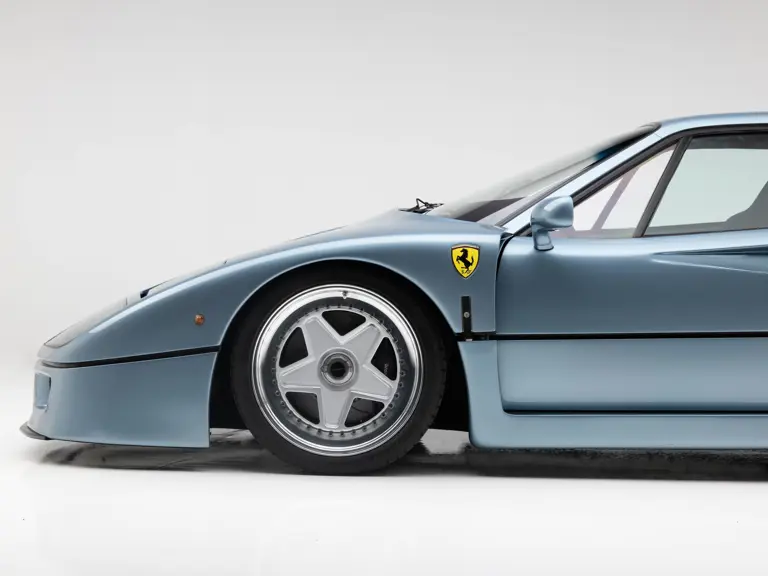 Este Blue Chip F40 deja claro que no todos los F40 brillan en Rosso Corsa 18 Motor16 1992 Ferrari F40 Blue Chip RM Sothebys 55 Motor16