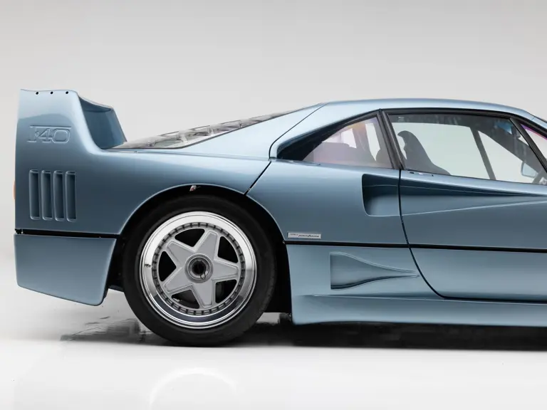 Este Blue Chip F40 deja claro que no todos los F40 brillan en Rosso Corsa 20 Motor16 1992 Ferrari F40 Blue Chip RM Sothebys 64 Motor16
