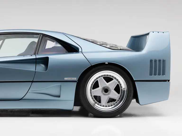 Este Blue Chip F40 deja claro que no todos los F40 brillan en Rosso Corsa 19 Motor16 1992 Ferrari F40 Blue Chip RM Sothebys 66 Motor16