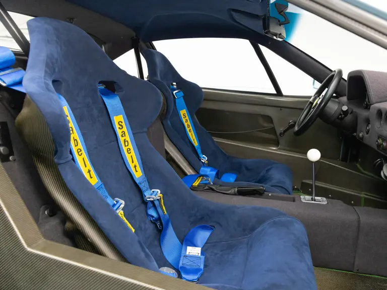 Este Blue Chip F40 deja claro que no todos los F40 brillan en Rosso Corsa 50 Motor16 1992 Ferrari F40 Blue Chip RM Sothebys 8 Motor16