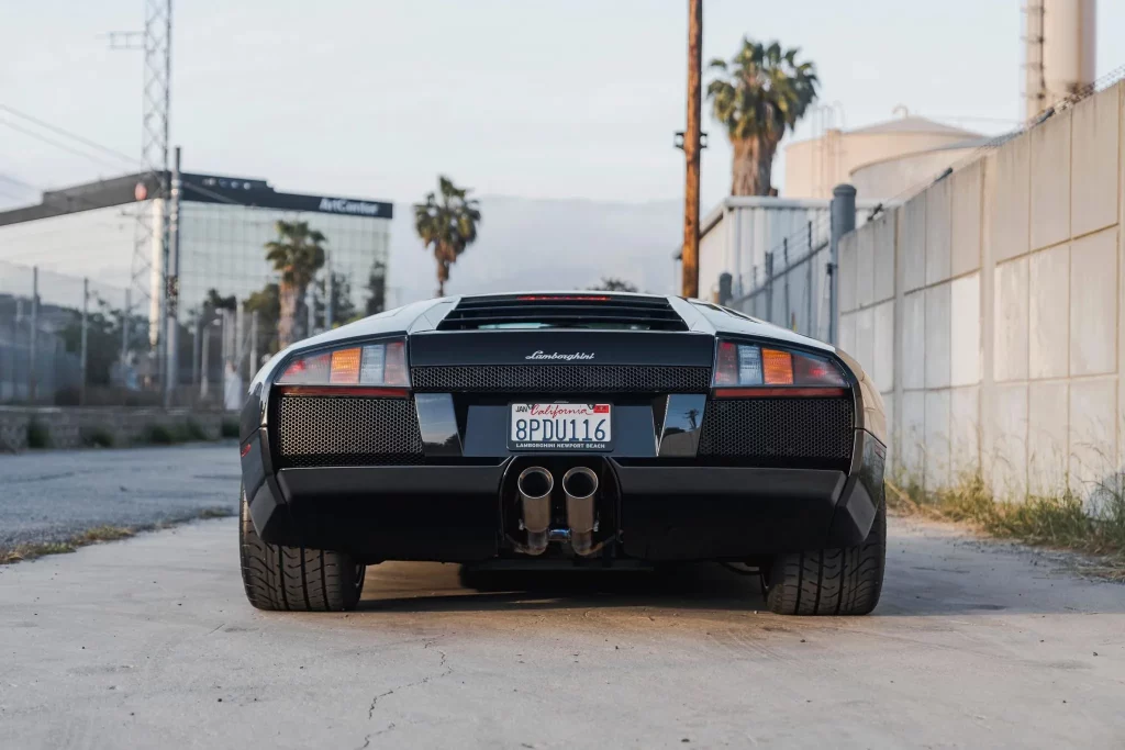 Este Lamborghini Murciélago demuestra que sacar a bailar a tu pie izquierdo se paga a precio de oro 17 Motor16 2003 Lamborghini Murcielago BaT 10 Motor16